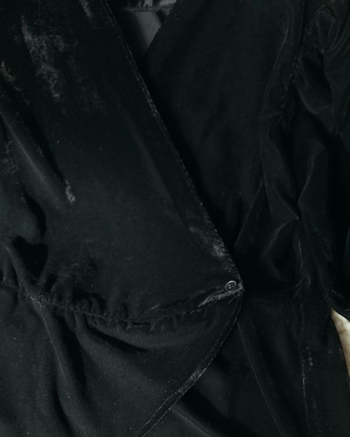 ànuke online store（アンヌーク） / Velour Gather BlouseVelour