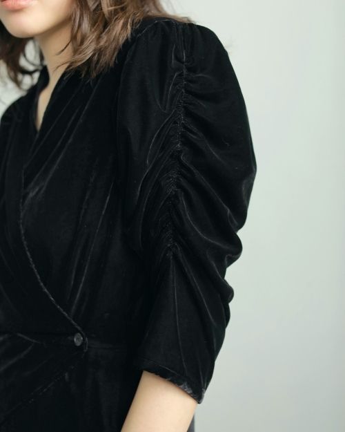 ànuke online store（アンヌーク） / Velour Gather BlouseVelour