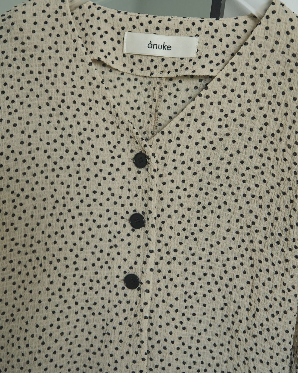 PLAN C ドット　Vネック ブラウス ànuke online store（アンヌーク） / Vneck Dot BlouseVneck Dot