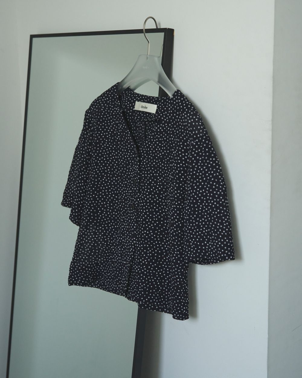 ànuke online store（アンヌーク） / Vneck Dot BlouseVneck Dot