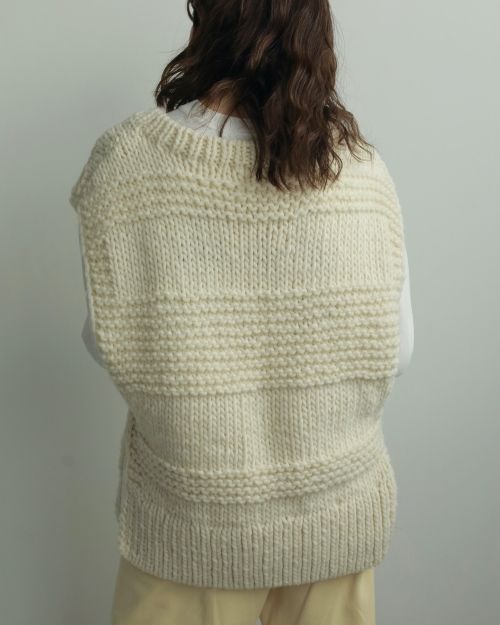 ànuke online store（アンヌーク） / Uneck Handknit VestUneck