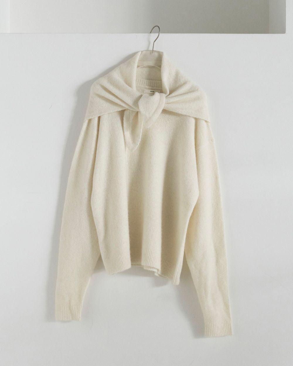 Layered Scarf Knit Layered Scarf Knit,レイヤードスカーフニット,62520528,トップス,ニット,ニットトップス,プルオーバー,ànuke,アンヌーク,lifes,ライフズ,25aw