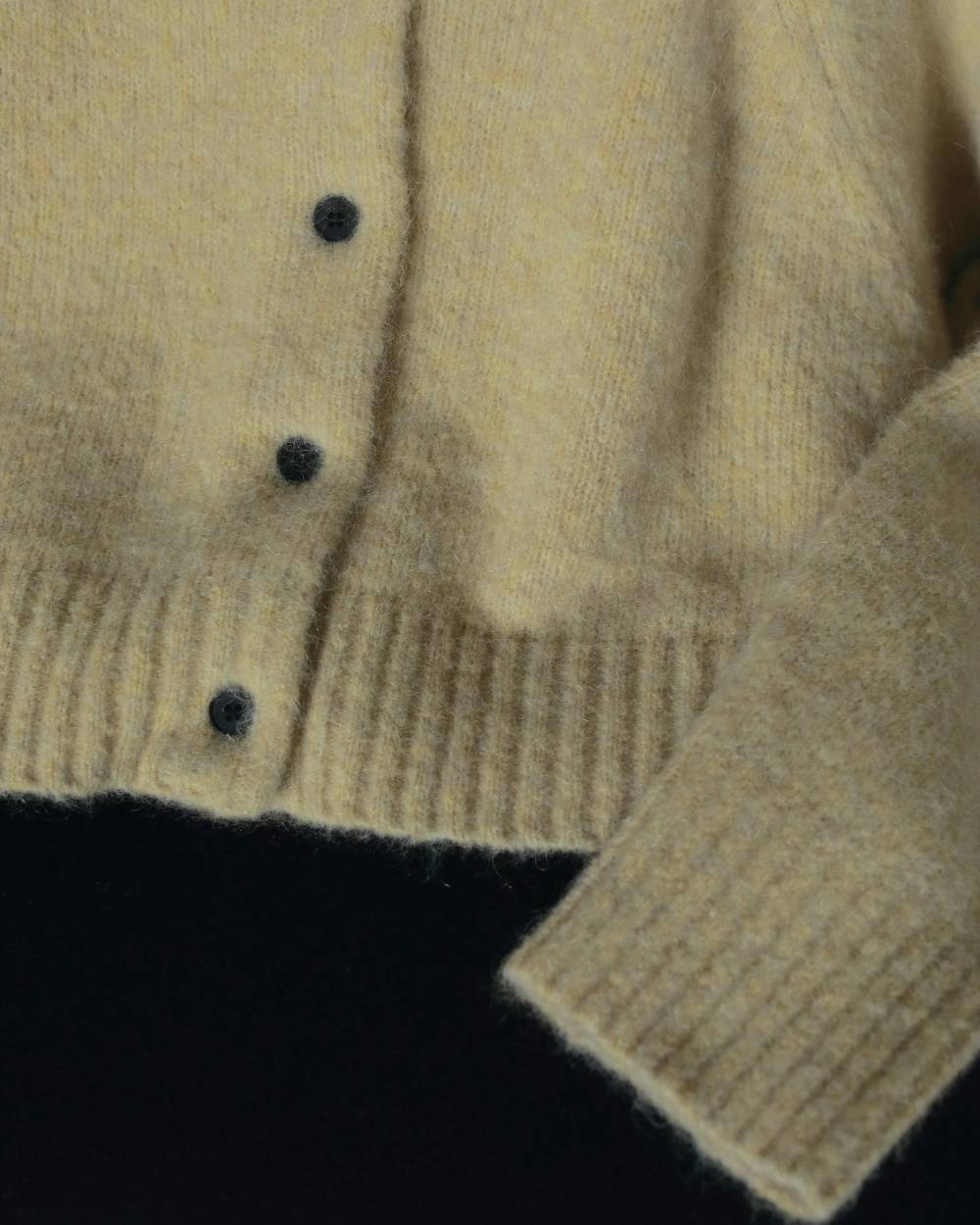 Melange Knit Cardigan Melange Knit Cardigan,メランジ ニット カーディガン,62520531,カーディガン,カーデ,ニット,ニットカーデ,羽織,トップス,ànuke,アンヌーク,lifes,ライフズ,25aw