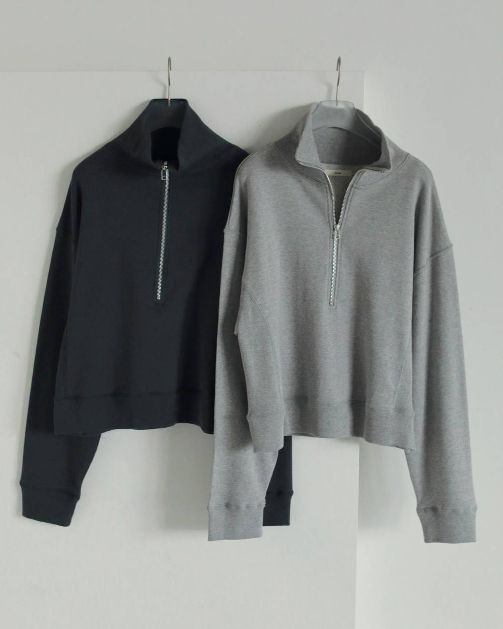 Half Zip Tops Half Zip Tops,ハーフ ジップ トップス,62520613,トップス,裏毛素材,ショート丈,ànuke,アンヌーク,lifes,ライフズ,25aw