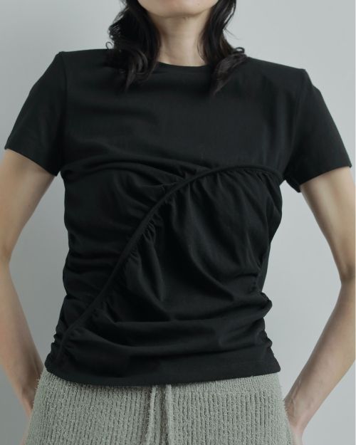 トップス Side Gather Tops ànuke online store（アンヌーク） / Gather Design TopsGather