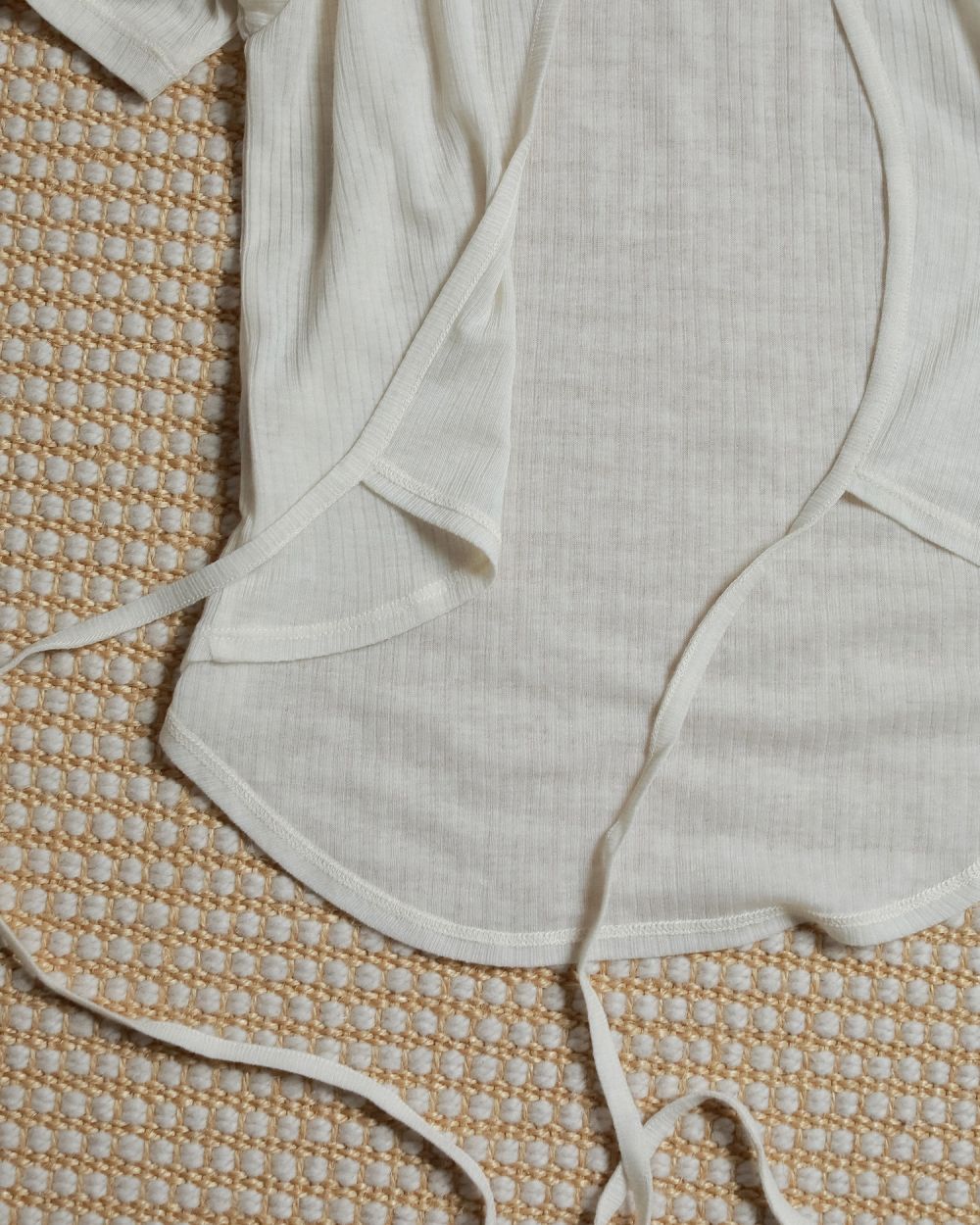 Sheerrib Backopen T-shirts Sheerrib Backopen T-shirts,シアーリブ バックオープン Tシャツ,62520631,トップス,Tシャツ,透け感,シアー,ànuke,アンヌーク,lifes,ライフズ,25aw