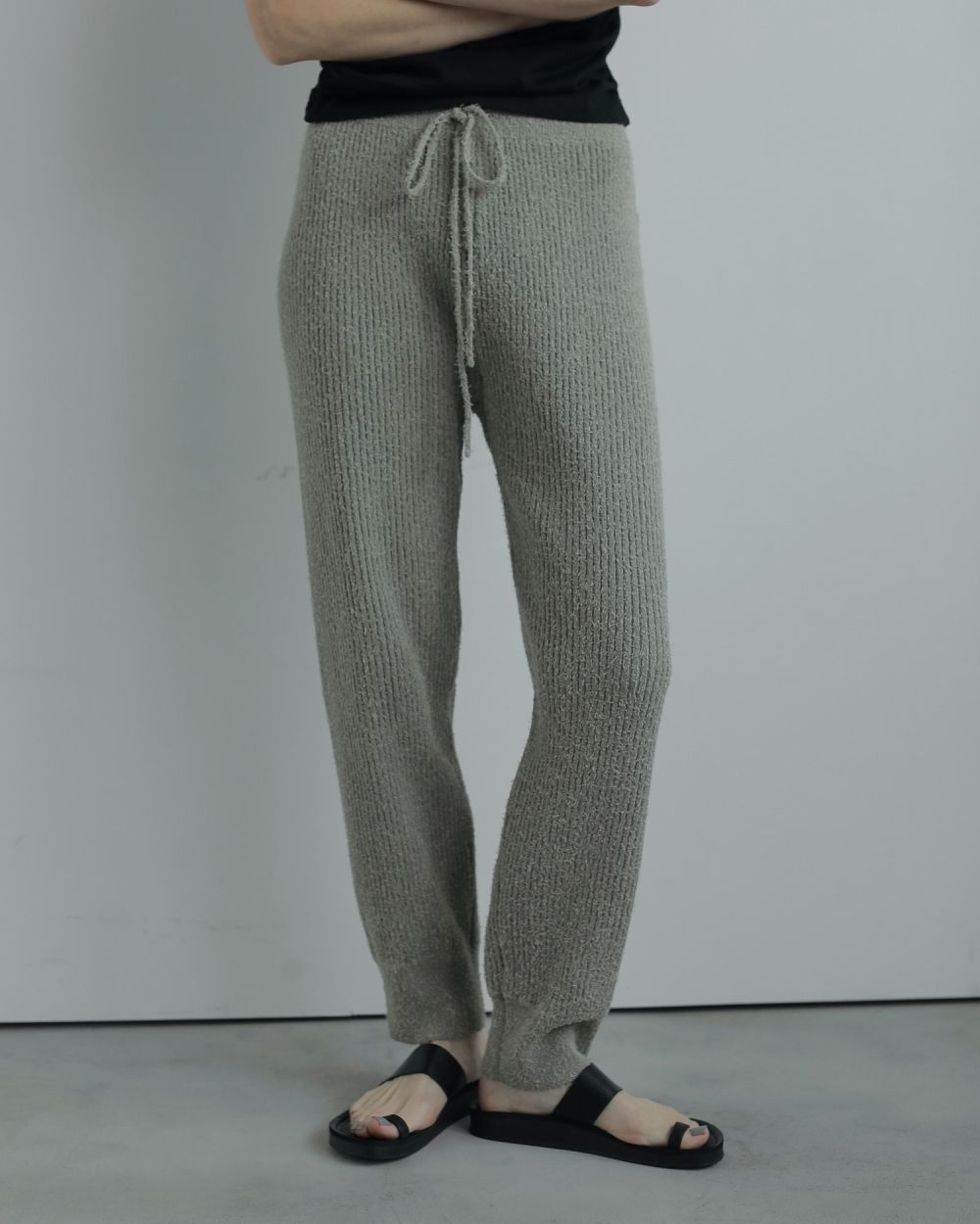 最終値下げ　Mediam Knit Half Pants 完売　ニットパンツ 最終値下げ Mediam Knit Half Pants 完売 ニットパンツ お歳暮