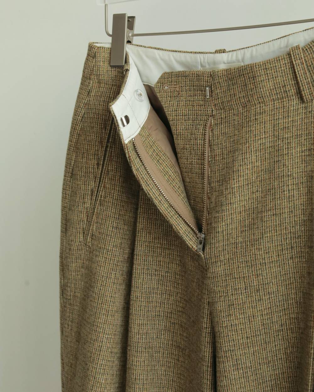 Check Tuck Pants Check Tuck Pants,チェック タックパンツ,62520707,ボトム,パンツ,タックパンツ,チェック,柄,ànuke,アンヌーク,lifes,ライフズ,25aw