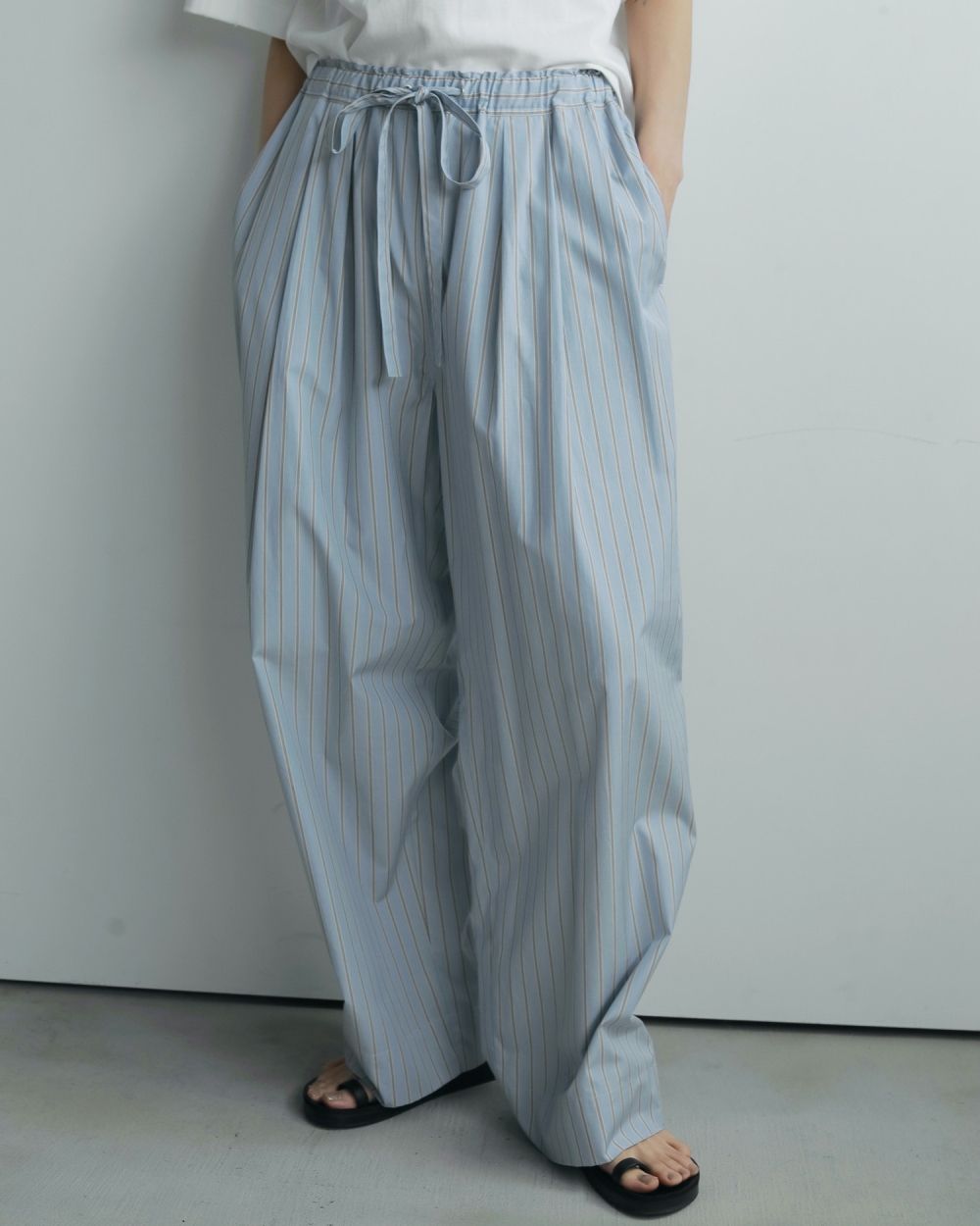 お盆SALE!!アンヌーク☆Stripe Rough Pants 新品未使用 ànuke online store（アンヌーク） / Stripe Rough PantsStripe