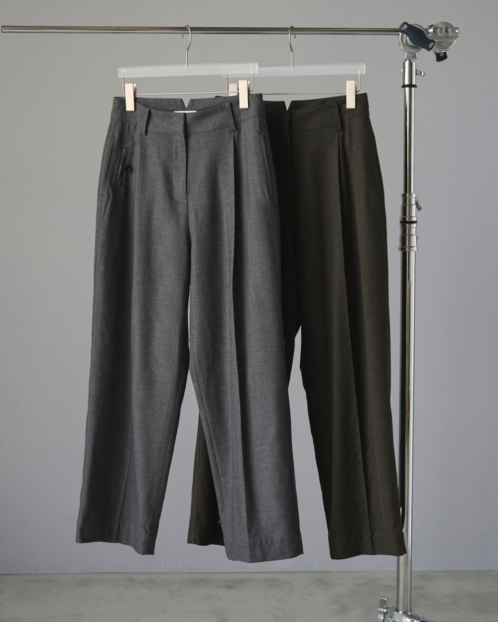 Wool Tuck Pants Wool Tuck Pants,ウールタックパンツ,62520722,ボトム,ウール,タックパンツ,ànuke,アンヌーク,lifes,ライフズ,25aw