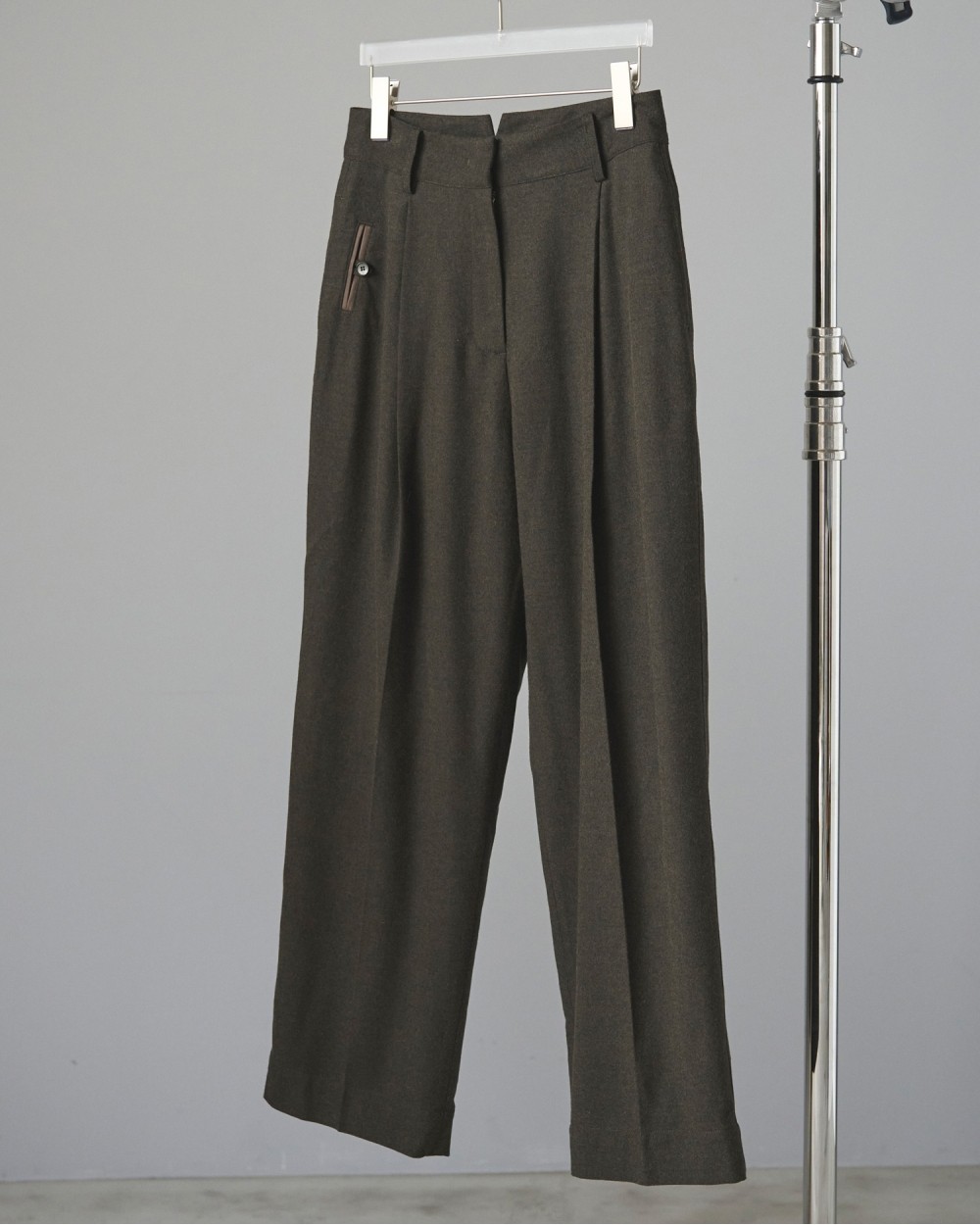 Wool Tuck Pants Wool Tuck Pants,ウールタックパンツ,62520722,ボトム,ウール,タックパンツ,ànuke,アンヌーク,lifes,ライフズ,25aw