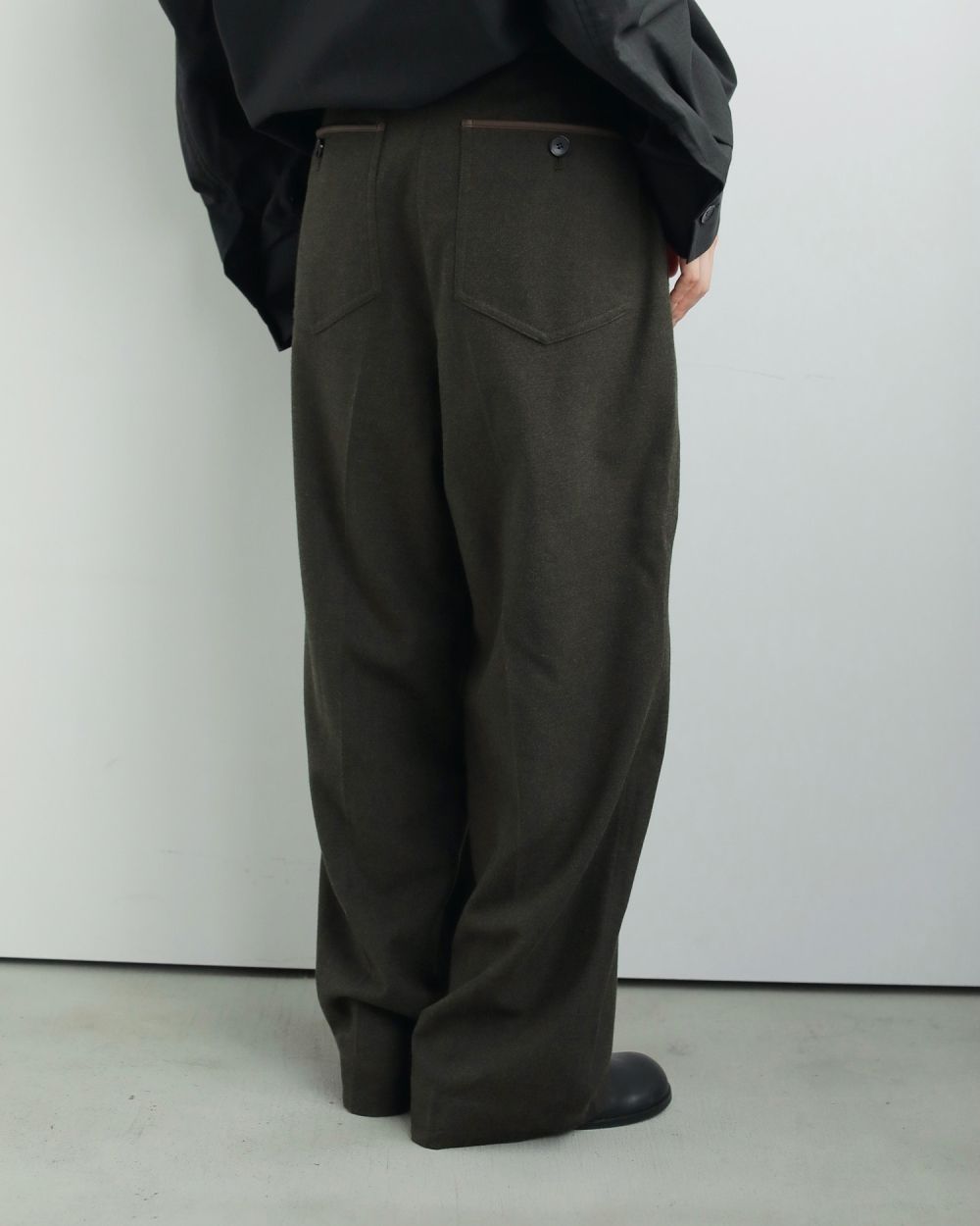 Wool Tuck Pants Wool Tuck Pants,ウールタックパンツ,62520722,ボトム,ウール,タックパンツ,ànuke,アンヌーク,lifes,ライフズ,25aw