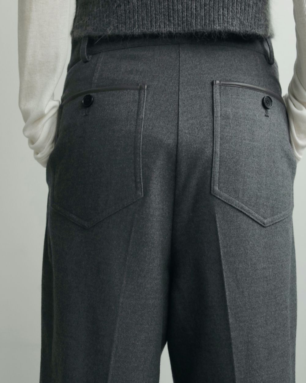 Wool Tuck Pants Wool Tuck Pants,ウールタックパンツ,62520722,ボトム,ウール,タックパンツ,ànuke,アンヌーク,lifes,ライフズ,25aw