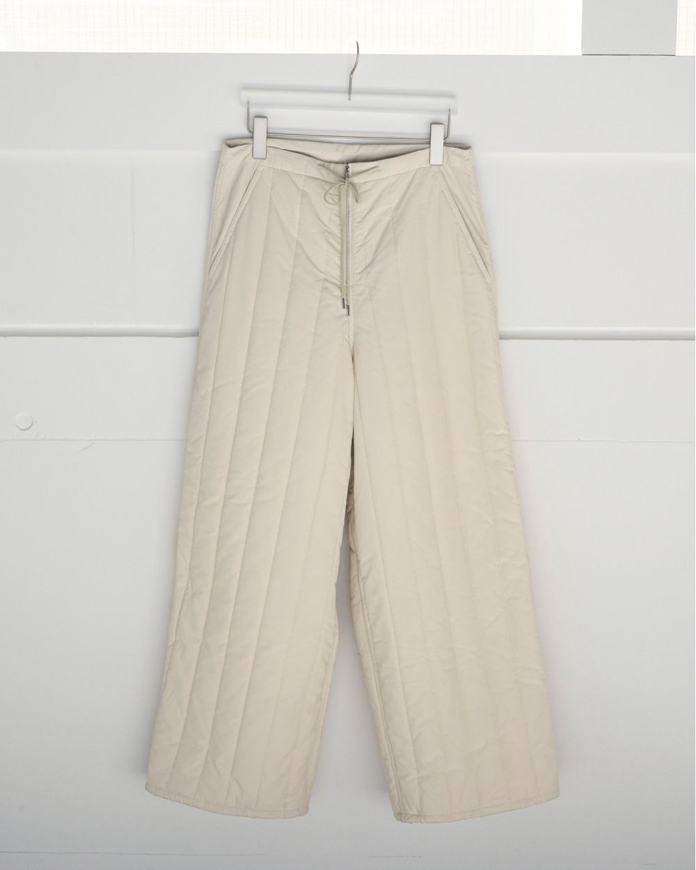 Padding Loose Pants Padding Loose Pants,パディングルーズパンツ,62520723,ボトム,パンツ,ワイドパンツ,中綿,キルティング,ànuke,アンヌーク,lifes,ライフズ,25aw