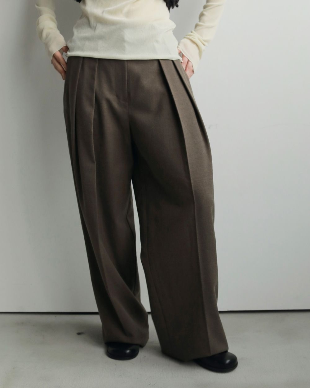 Tuck Wide Pants Tuck Wide Pants,タック ワイド パンツ,62520724,ボトム,パンツ,ワイドパンツ,ànuke,アンヌーク,lifes,ライフズ,25aw