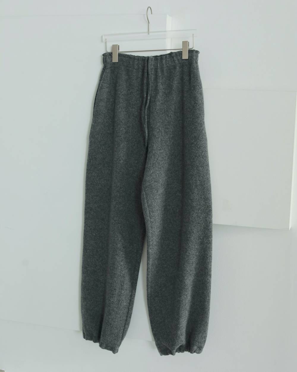 Wool Drawstring Pants Wool Drawstring Pants,ウール ドローストリング パンツ,62520725,パンツ,ボトム,ウール,毛,ドロストパンツ,ànuke,アンヌーク,lifes,ライフズ,25aw