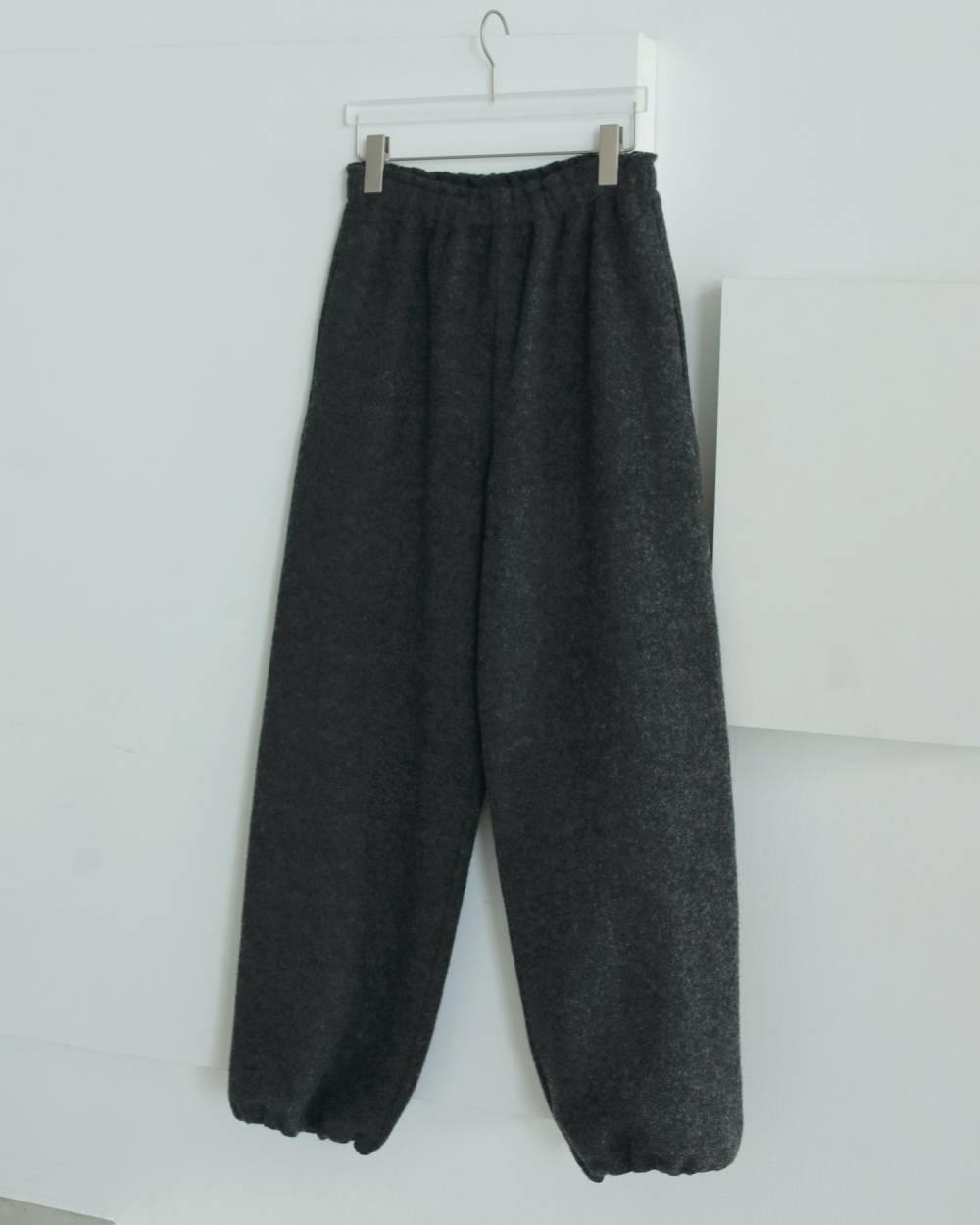 Wool Drawstring Pants Wool Drawstring Pants,ウール ドローストリング パンツ,62520725,パンツ,ボトム,ウール,毛,ドロストパンツ,ànuke,アンヌーク,lifes,ライフズ,25aw