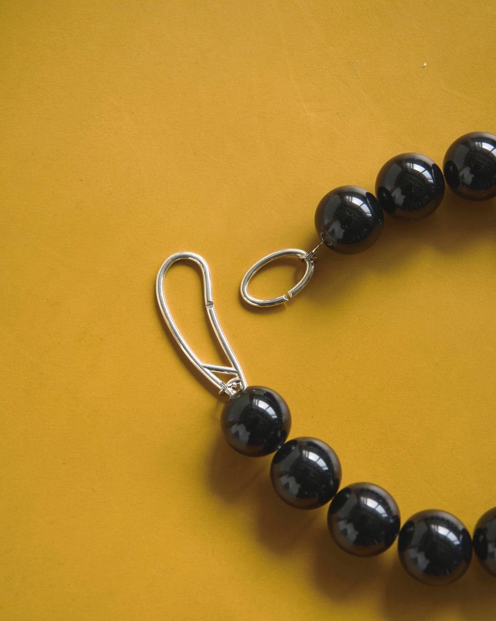 anuke アンヌーク color stone necklace ブラック ànuke online store（アンヌーク） / Color Stone NecklaceColor