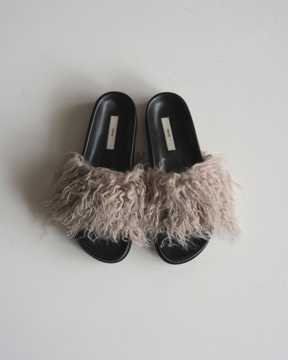 Eco Fur Sandals Eco Fur Sandals,エコ ファー サンダル,62521008,サンダル,シューズ,靴,ボリュームサンダル,エコファー,ànuke,アンヌーク,lifes,ライフズ,25aw