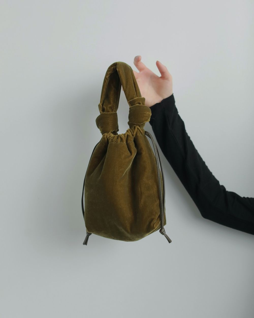 【anuke】 Velvet Mini Purse ànuke online store（アンヌーク） / Velvet Mini PurseVelvet