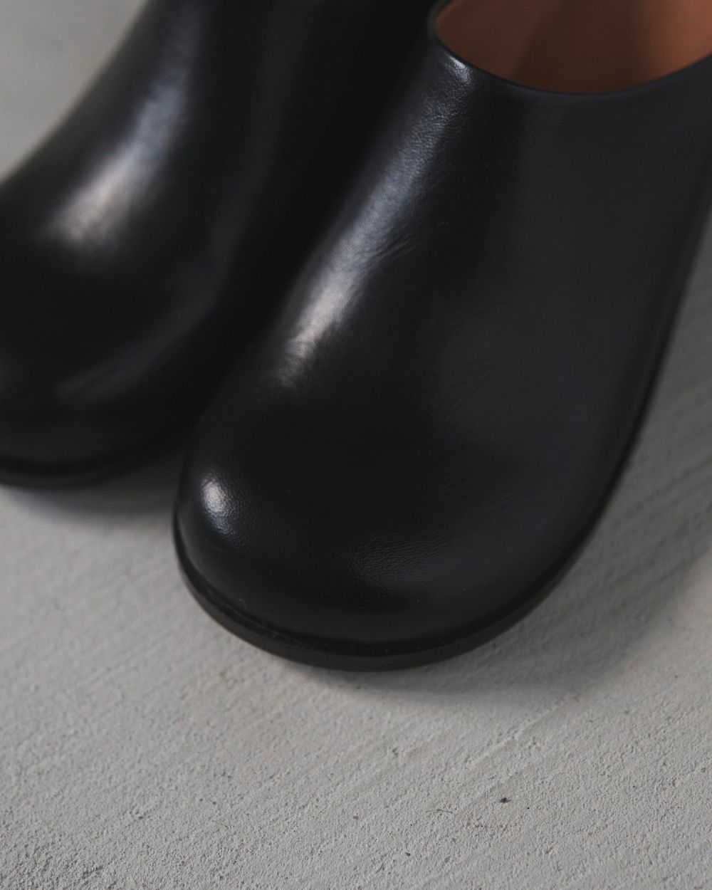 anuke アンヌーク Ecoleather Heel Slip-ons サボ Ecoleather Heel Slip-ons（フラットシューズ）｜ànuke