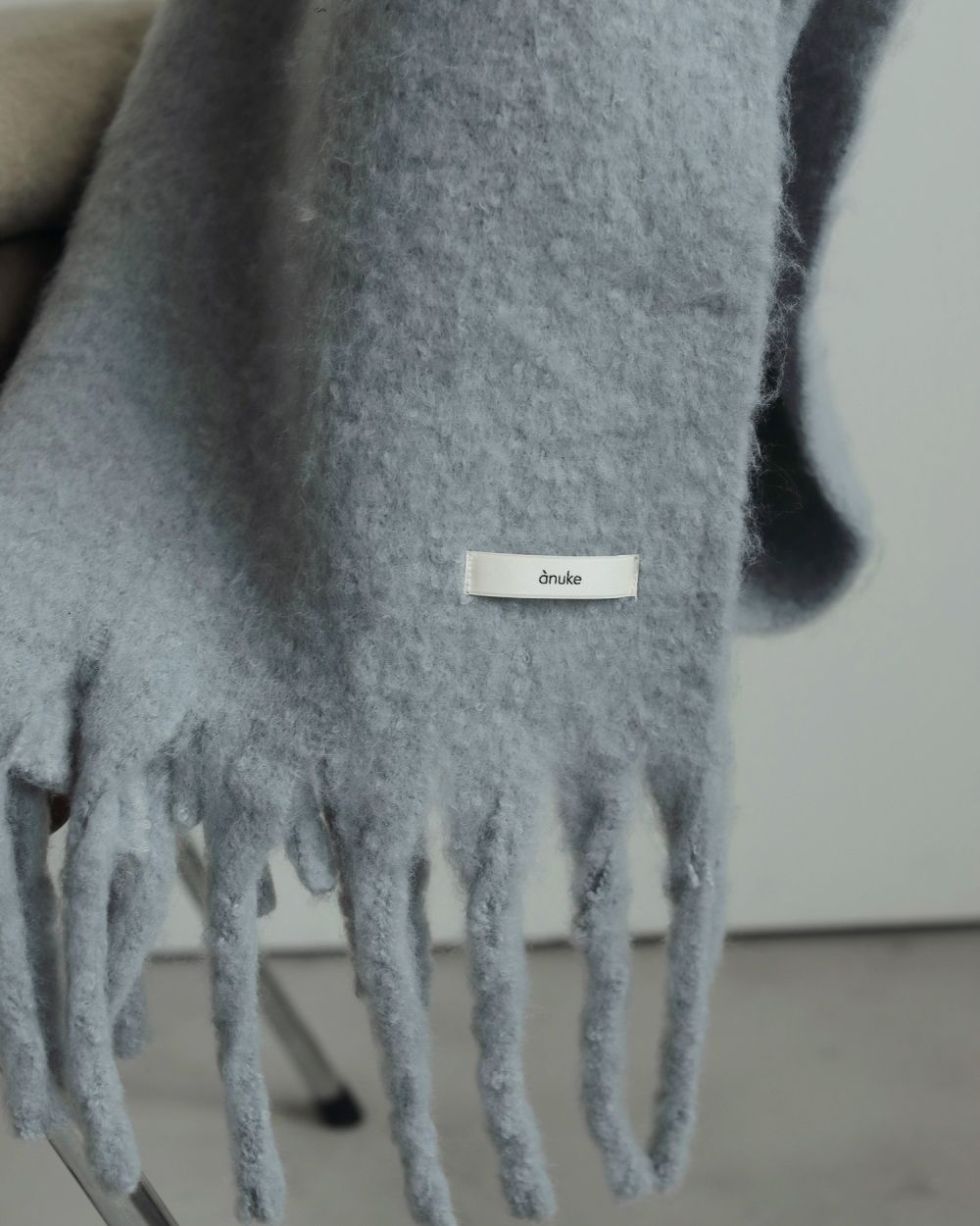 Soft Fringe Stole Soft Fringe Stole,ソフトフリンジストール,62521026,ストール,フリンジストール,マフラー,小物,グッズ,ànuke,アンヌーク,lifes,ライフズ,25aw