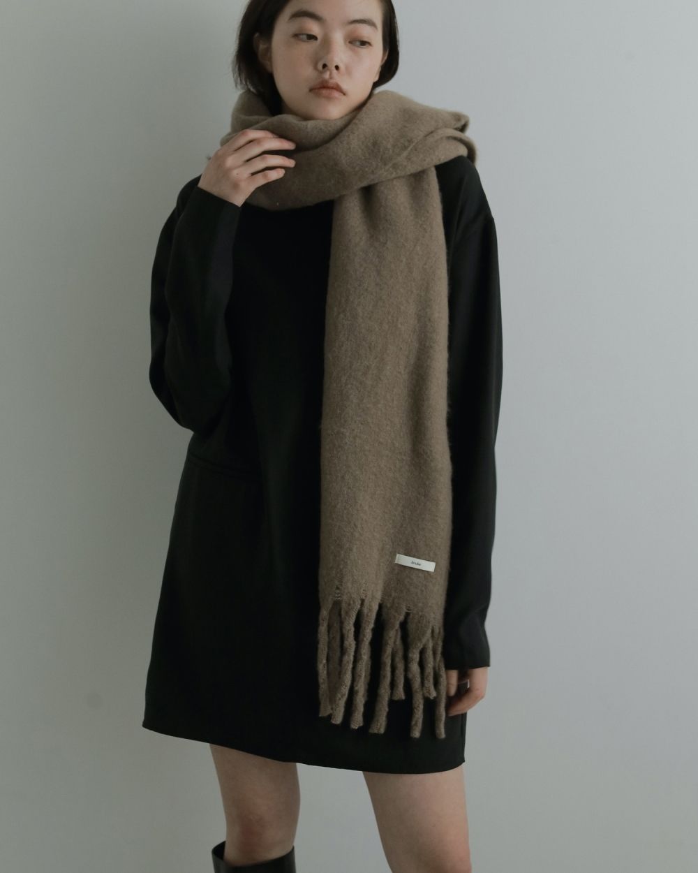 Soft Fringe Stole Soft Fringe Stole,ソフトフリンジストール,62521026,ストール,フリンジストール,マフラー,小物,グッズ,ànuke,アンヌーク,lifes,ライフズ,25aw