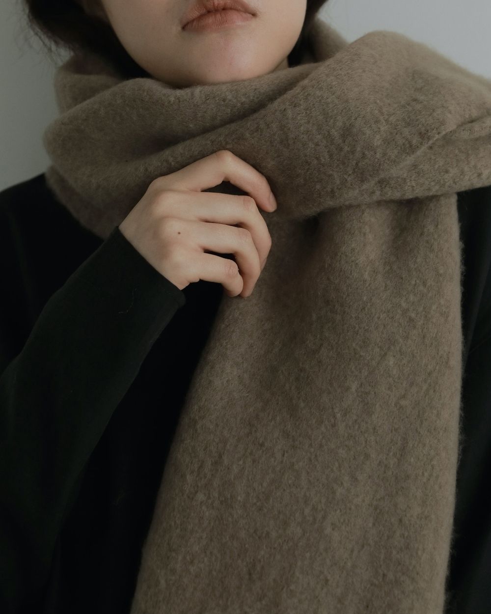 Soft Fringe Stole Soft Fringe Stole,ソフトフリンジストール,62521026,ストール,フリンジストール,マフラー,小物,グッズ,ànuke,アンヌーク,lifes,ライフズ,25aw