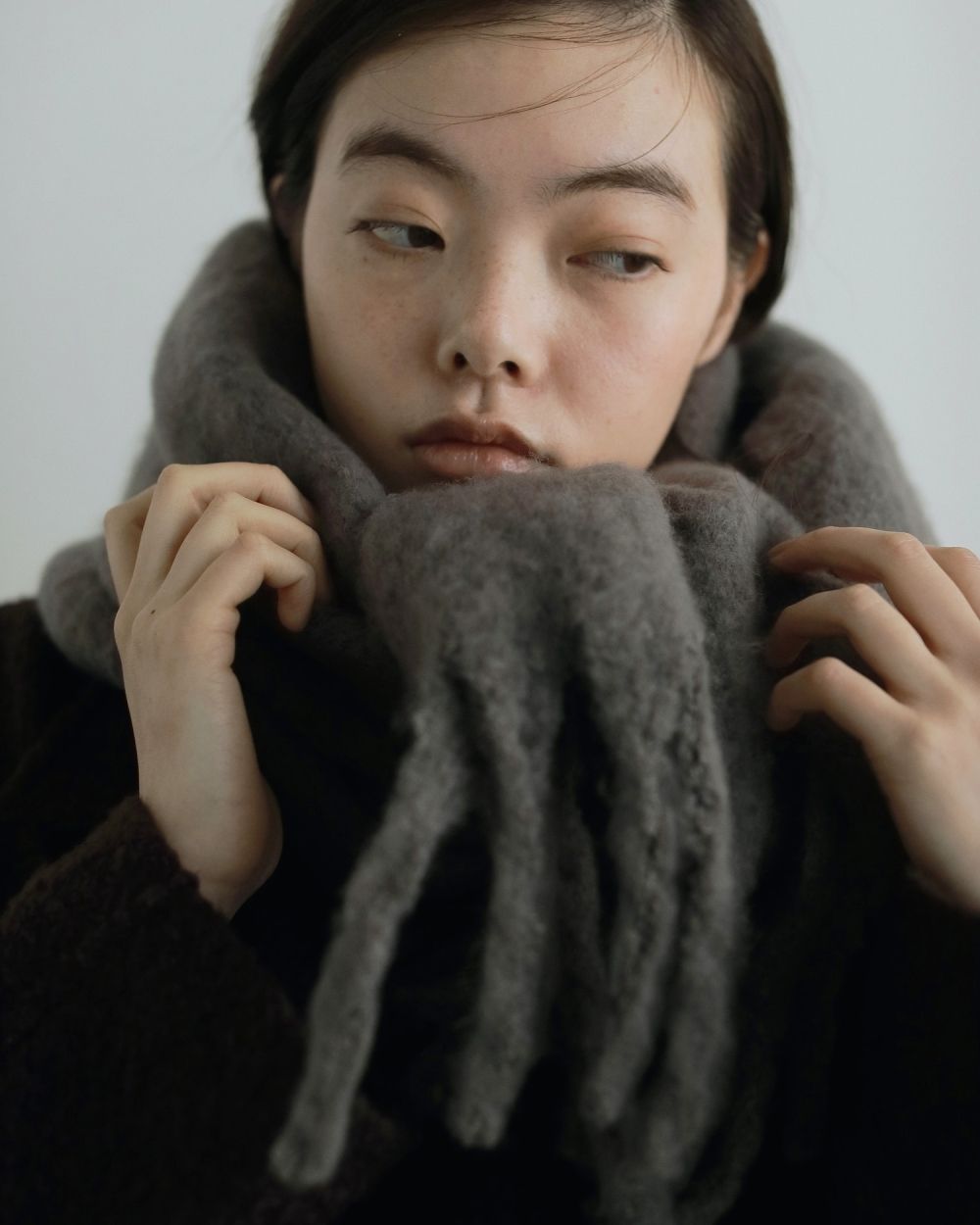 Soft Fringe Stole Soft Fringe Stole,ソフトフリンジストール,62521026,ストール,フリンジストール,マフラー,小物,グッズ,ànuke,アンヌーク,lifes,ライフズ,25aw