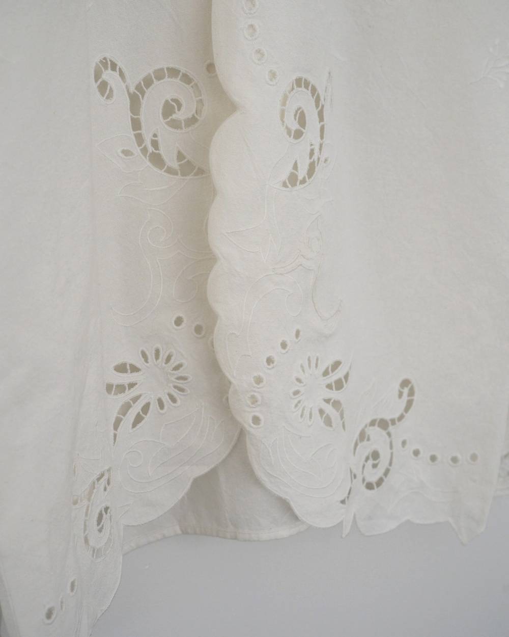 Cutwork Opencollar Shirts Cutwork Opencollar Shirts,カットワーク オープンカラー シャツ,62610418,シャツ,ブラウス,トップス,開襟シャツ,インド製,刺繍,ànuke,アンヌーク,lifes,ライフズ,26ss