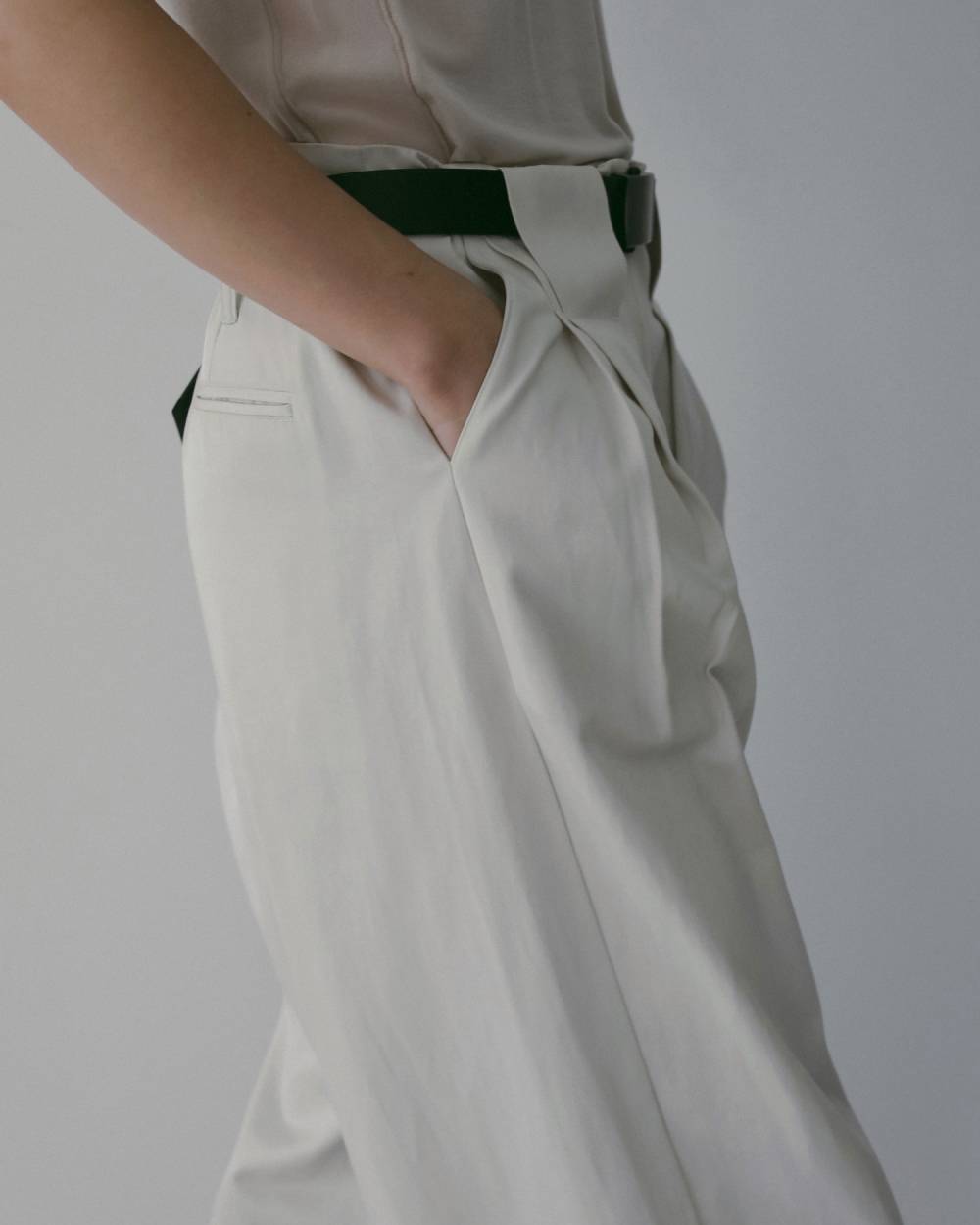 Twill Loose Pants Twill Loose Pants,ツイル ルーズ パンツ,62610708,ボトム,パンツ,ツイル素材,ワイドサイズ,ワイドパンツ,ànuke,アンヌーク,lifes,ライフズ,26ss