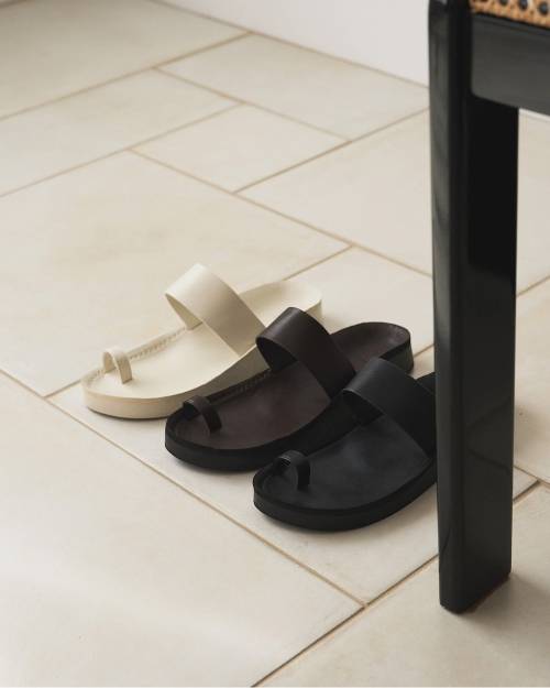 【美品】anuke Ecoleather Belt Sandals 38 Ecoleather Belt Sandals（サンダル）｜ànuke（アンヌーク