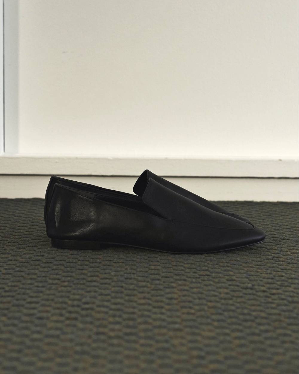 Ecoleather Flat Loafers Ecoleather Flat Loafers,エコレザー フラット ローファー,62611013,靴,シューズ,ローファー,ローカット,エコレザー,ànuke,アンヌーク,lifes,ライフズ,26ss