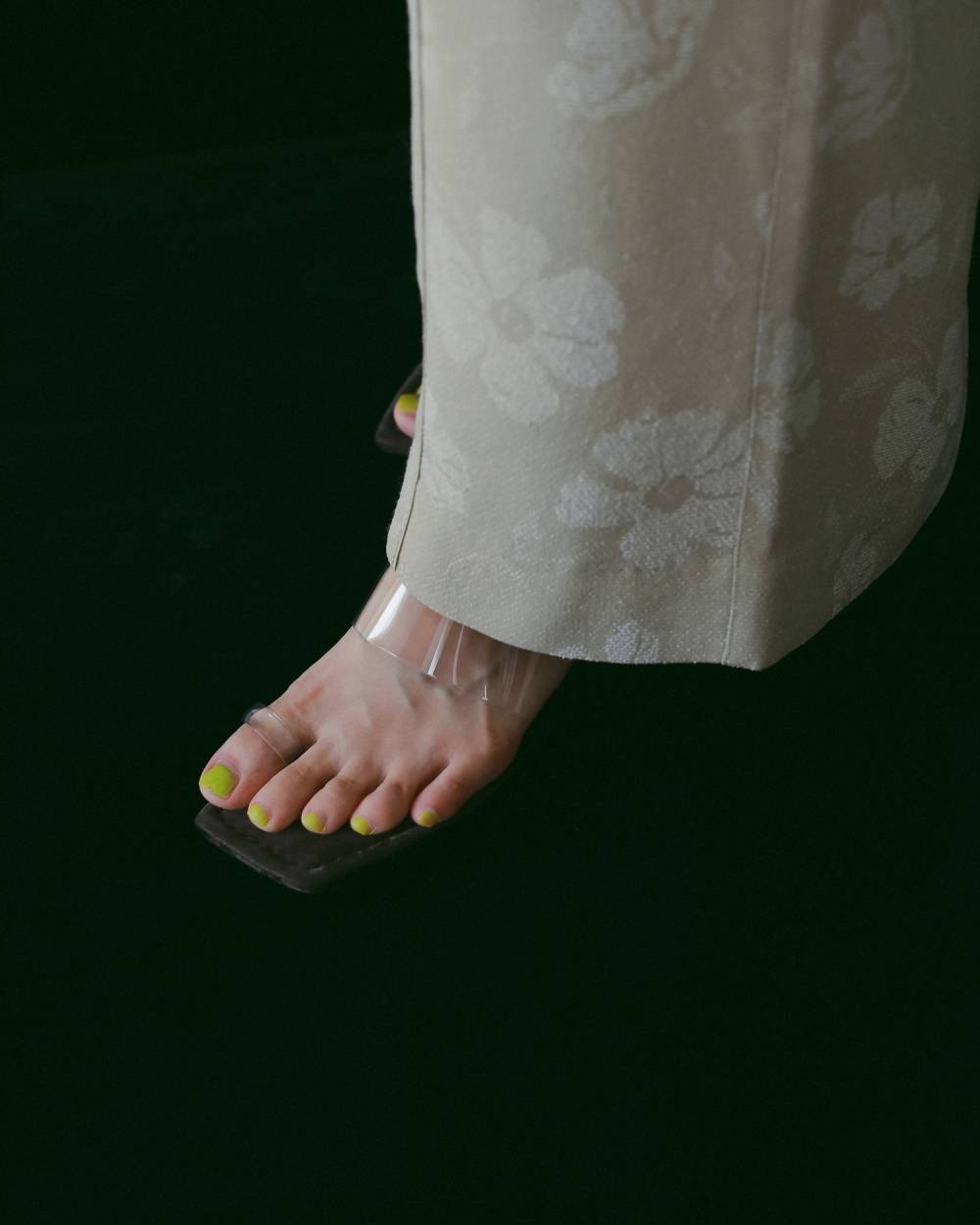 Square Clear Sandals Square Clear Sandals,スクエア クリア サンダル,62611019,サンダル,ヒールサンダル,シューズ,靴,クリア素材,ベロア,ànuke,アンヌーク,lifes,ライフズ,26ss