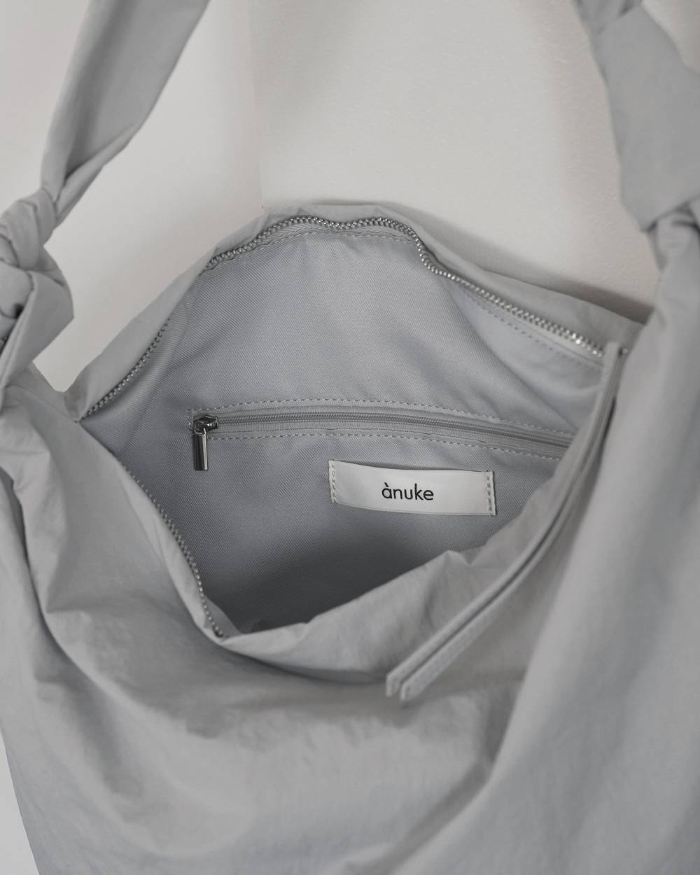 Knot Nylon Bag Knot Nylon Bag,ノット ナイロン バッグ,62611021,バッグ,グッズ,ナイロン素材,ànuke,アンヌーク,lifes,ライフズ,26ss