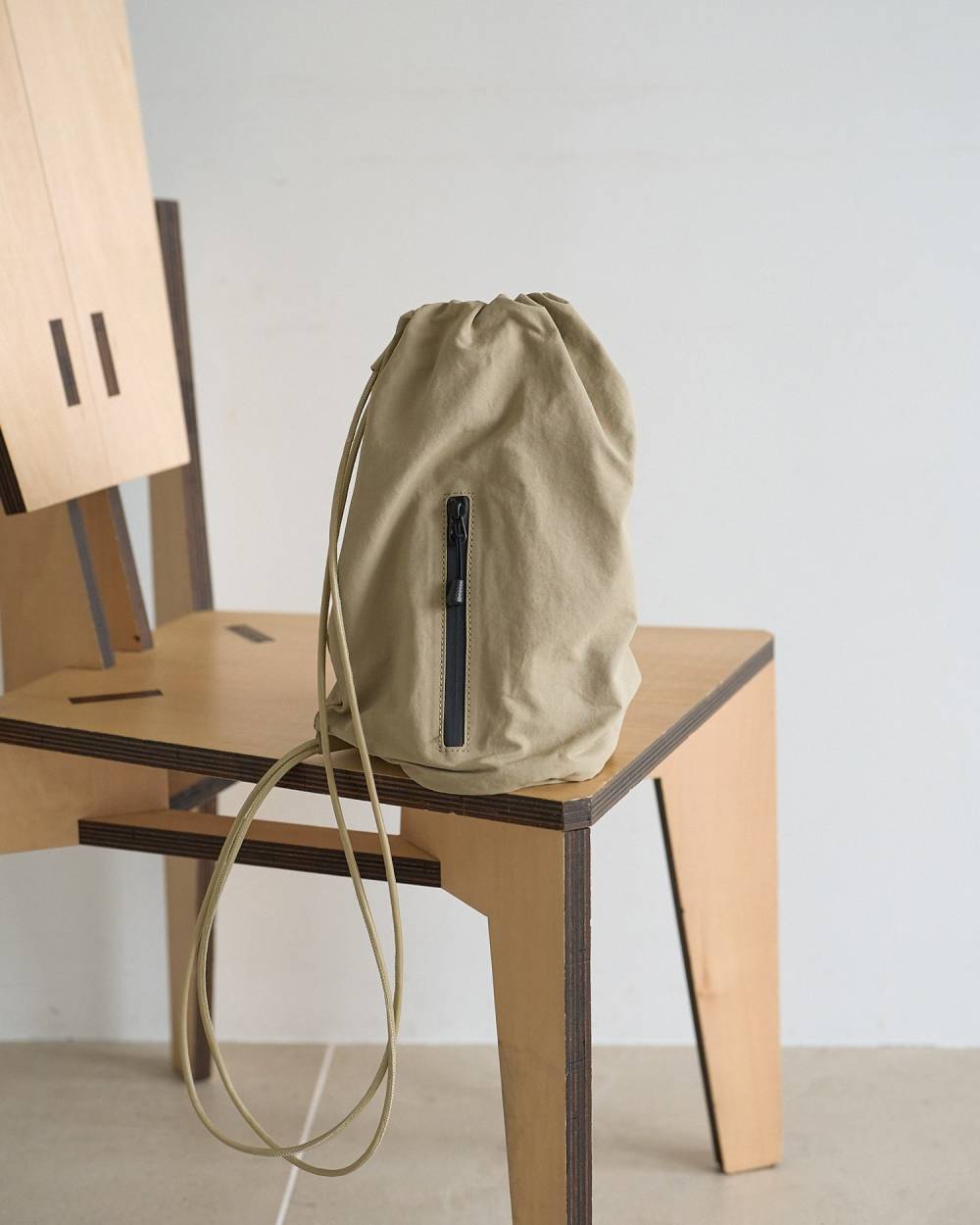 Nylon Knapsack Nylon Knapsack,ナイロン ナップスナック,62611026,ナップスナック,バック,リュック,雑貨,ànuke,アンヌーク,lifes,ライフズ,26ss,26fall,26aw