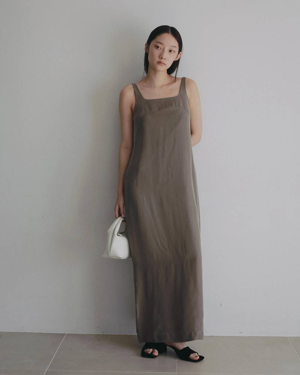 Squaretoe Velour Mule Squaretoe Velour Mule,スクエアトゥ ベロア ミュール,62611027,靴,サンダル,シューズ,ミュール,ベロア素材,ミュールサンダル,ànuke,アンヌーク,lifes,ライフズ,26ss,26fall,26aw