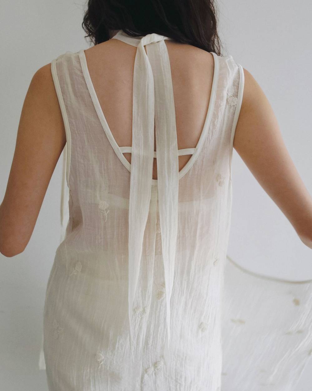 Embroidery Sleeveless Onepiece Embroidery Sleeveless Onepiece,エンブロイダリー スリーブレス ワンピース,62620306,ワンピース,ワンピ,ドレス,シアー素材,ノースリーブワンピース,ànuke,アンヌーク,lifes,ライフズ,26ss,26fall,26aw