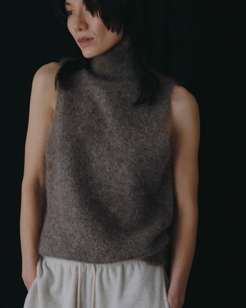 Sleeveless Mohair Knit Sleeveless Mohair Knit,スリーブレス モヘア ニット,62620520,トップス,ニット,ニットトップス,ノースリ,ノースリーブ,ハイネック,ànuke,アンヌーク,lifes,ライフズ,26ss,26fall,26aw