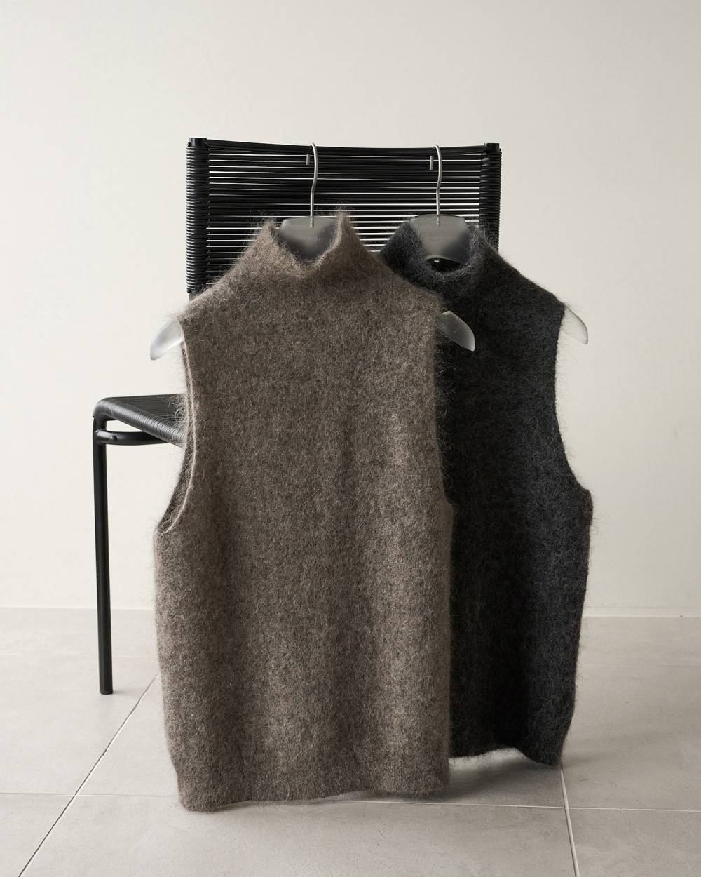 Sleeveless Mohair Knit Sleeveless Mohair Knit,スリーブレス モヘア ニット,62620520,トップス,ニット,ニットトップス,ノースリ,ノースリーブ,ハイネック,ànuke,アンヌーク,lifes,ライフズ,26ss,26fall,26aw