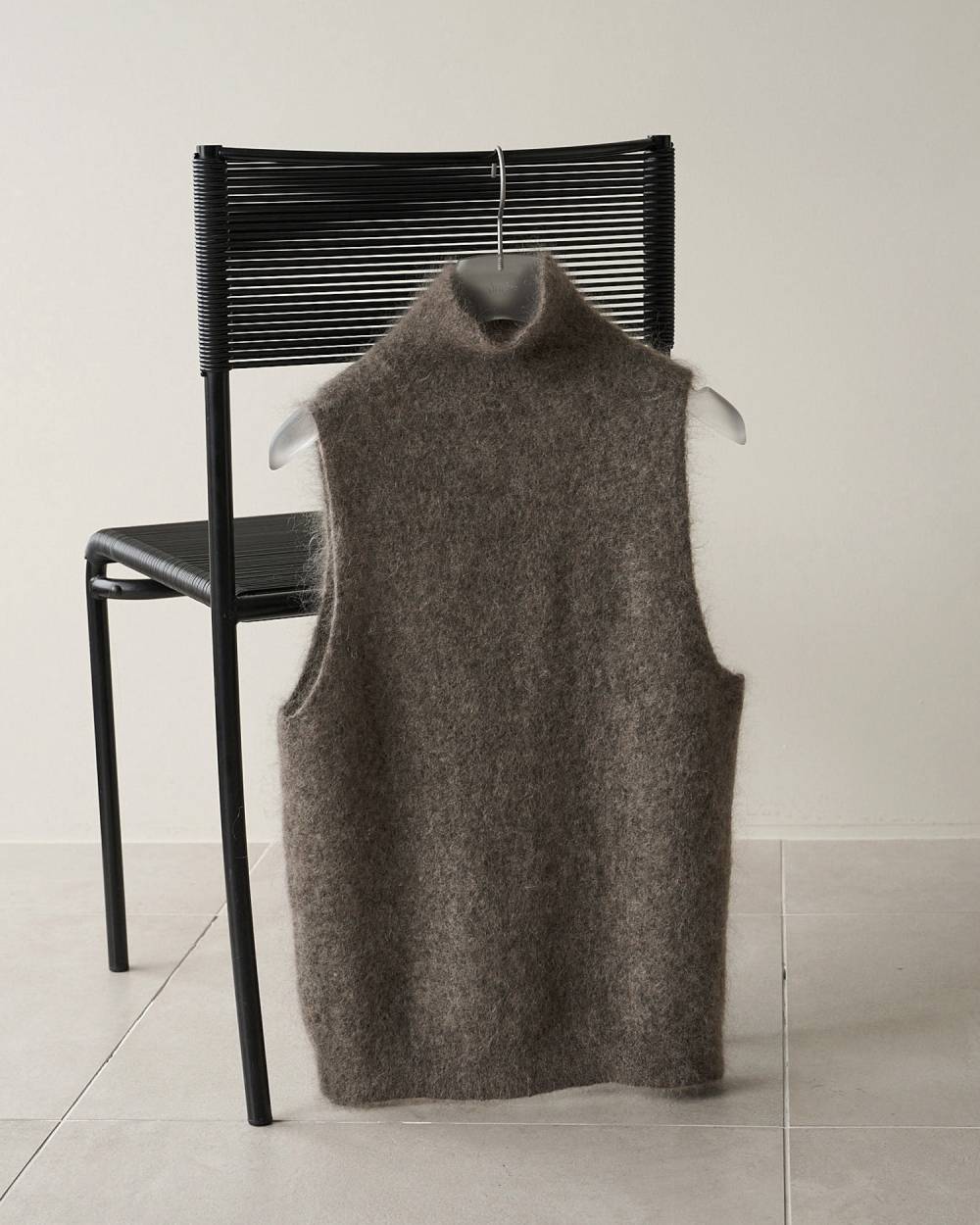 Sleeveless Mohair Knit Sleeveless Mohair Knit,スリーブレス モヘア ニット,62620520,トップス,ニット,ニットトップス,ノースリ,ノースリーブ,ハイネック,ànuke,アンヌーク,lifes,ライフズ,26ss,26fall,26aw