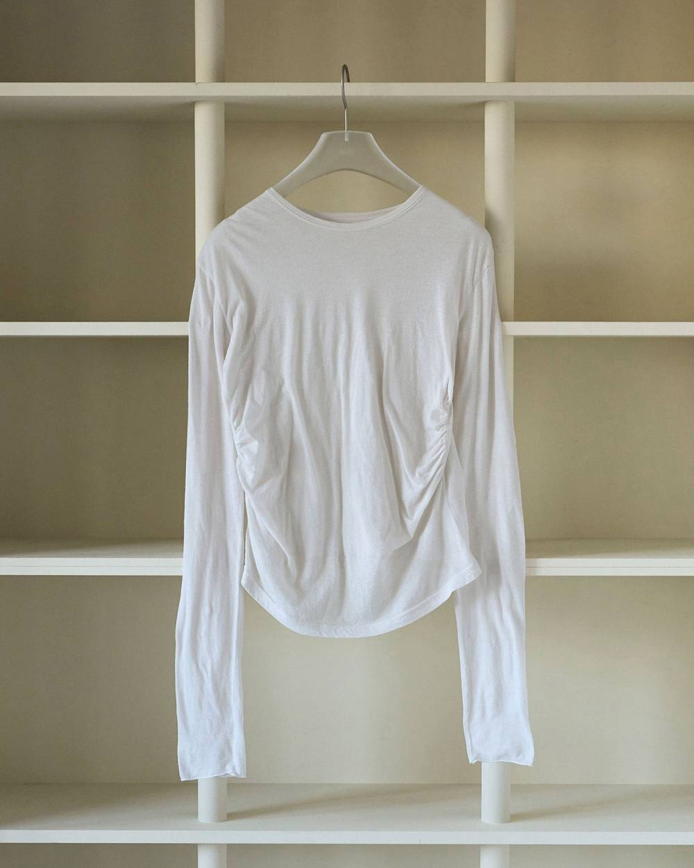 Gather Compact Tops Gather Compact Tops,ギャザー コンパクト トップス,62620608,トップス,薄手,カットソー,ànuke,アンヌーク,lifes,ライフズ,26ss,26fall,26aw