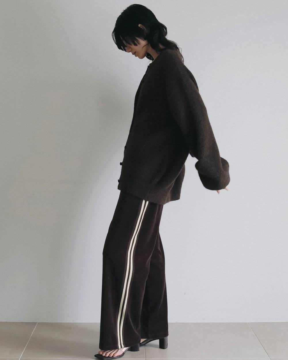 Velour Track Pants Velour Track Pants,ベロア トラック パンツ,62620704,ボトム,パンツ,ワイドパンツ,ànuke,アンヌーク,lifes,ライフズ,26ss,26fall,26aw