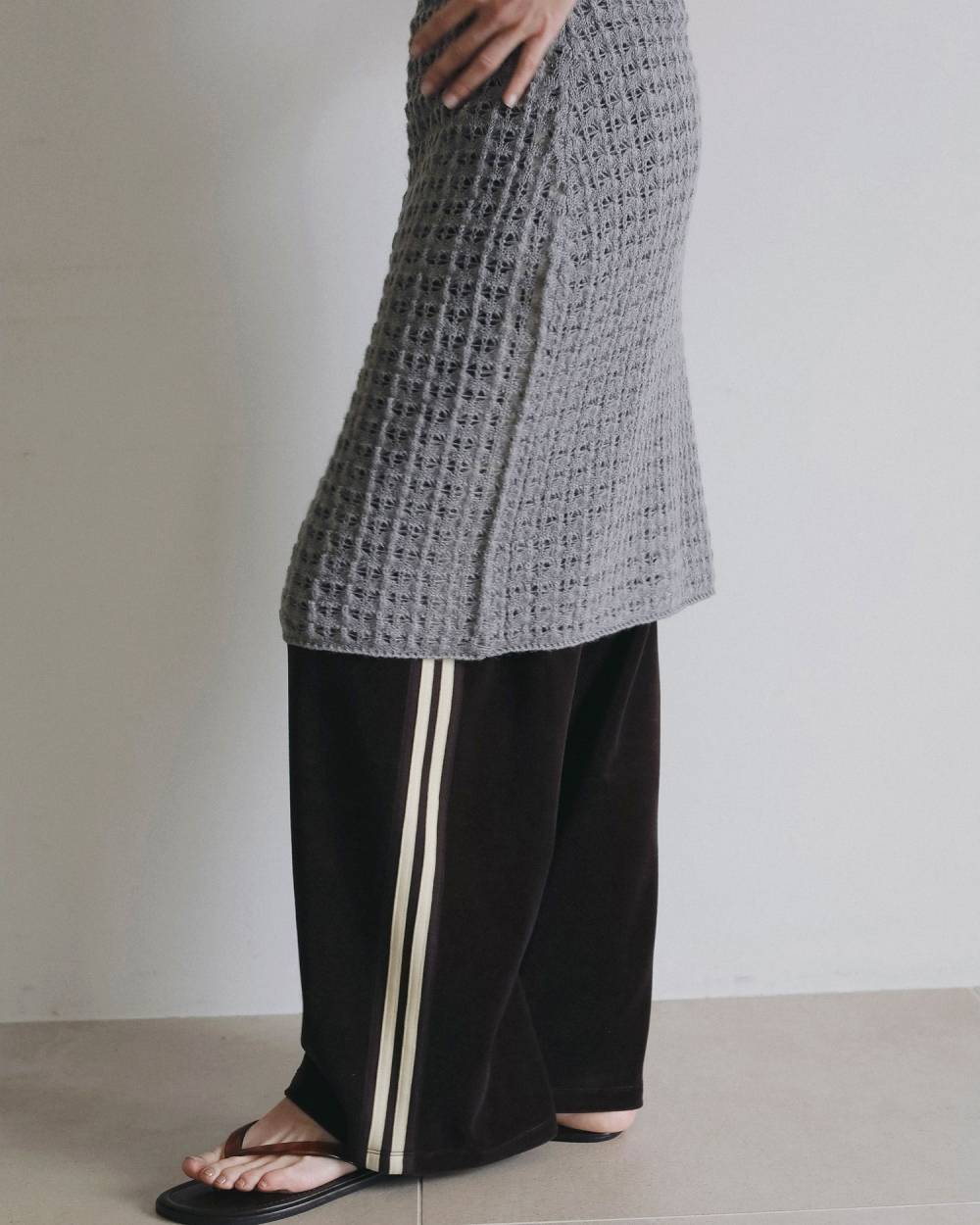 Velour Track Pants Velour Track Pants,ベロア トラック パンツ,62620704,ボトム,パンツ,ワイドパンツ,ànuke,アンヌーク,lifes,ライフズ,26ss,26fall,26aw