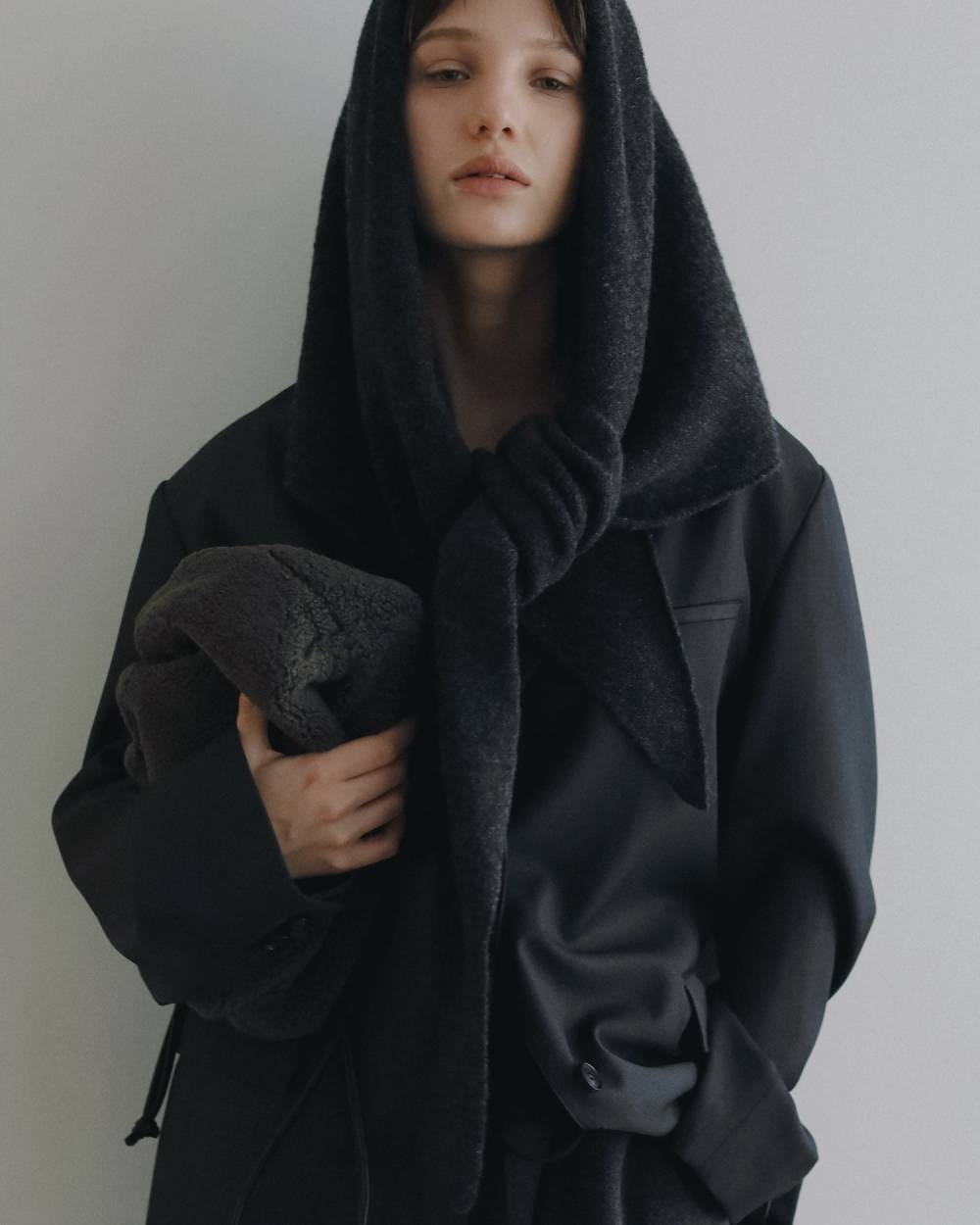 Reversible Boa Bag Reversible Boa Bag,リバーシブル ボア バック,62621003,バック,小物,リバーシブル,2way,ボア,エコレザー,ànuke,アンヌーク,lifes,ライフズ,26ss,26fall,26aw