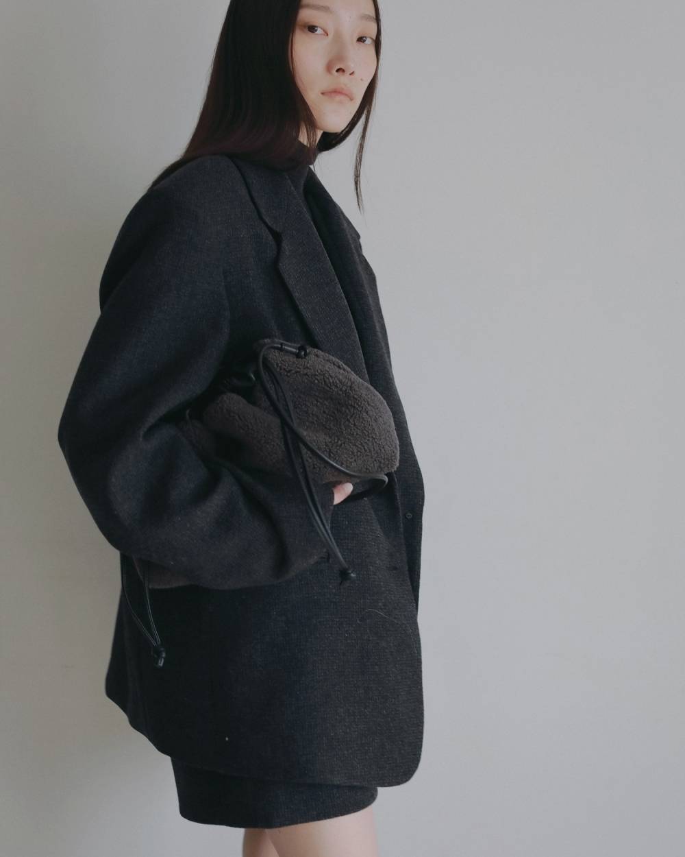 Reversible Boa Bag Reversible Boa Bag,リバーシブル ボア バック,62621003,バック,小物,リバーシブル,2way,ボア,エコレザー,ànuke,アンヌーク,lifes,ライフズ,26ss,26fall,26aw