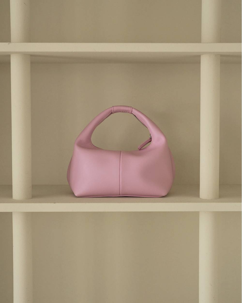 Onehandle Leather Bag Onehandle Leather Bag,ワンハンドル レザー バック,62621004,バック,グッズ,小物,ànuke,アンヌーク,lifes,ライフズ,26ss,26fall,26aw