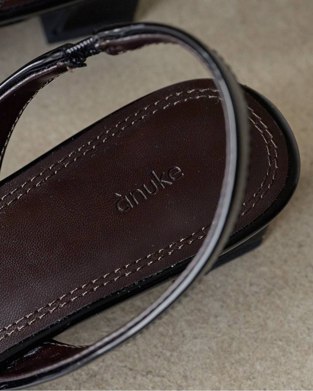 Squaretoe Enamel Pumps Squaretoe Enamel Pumps,スクエアトゥ エナメル パンプス,62621017,パンプス,シューズ,靴,ヒールパンプス,ànuke,アンヌーク,lifes,ライフズ,26ss,26fall,26aw