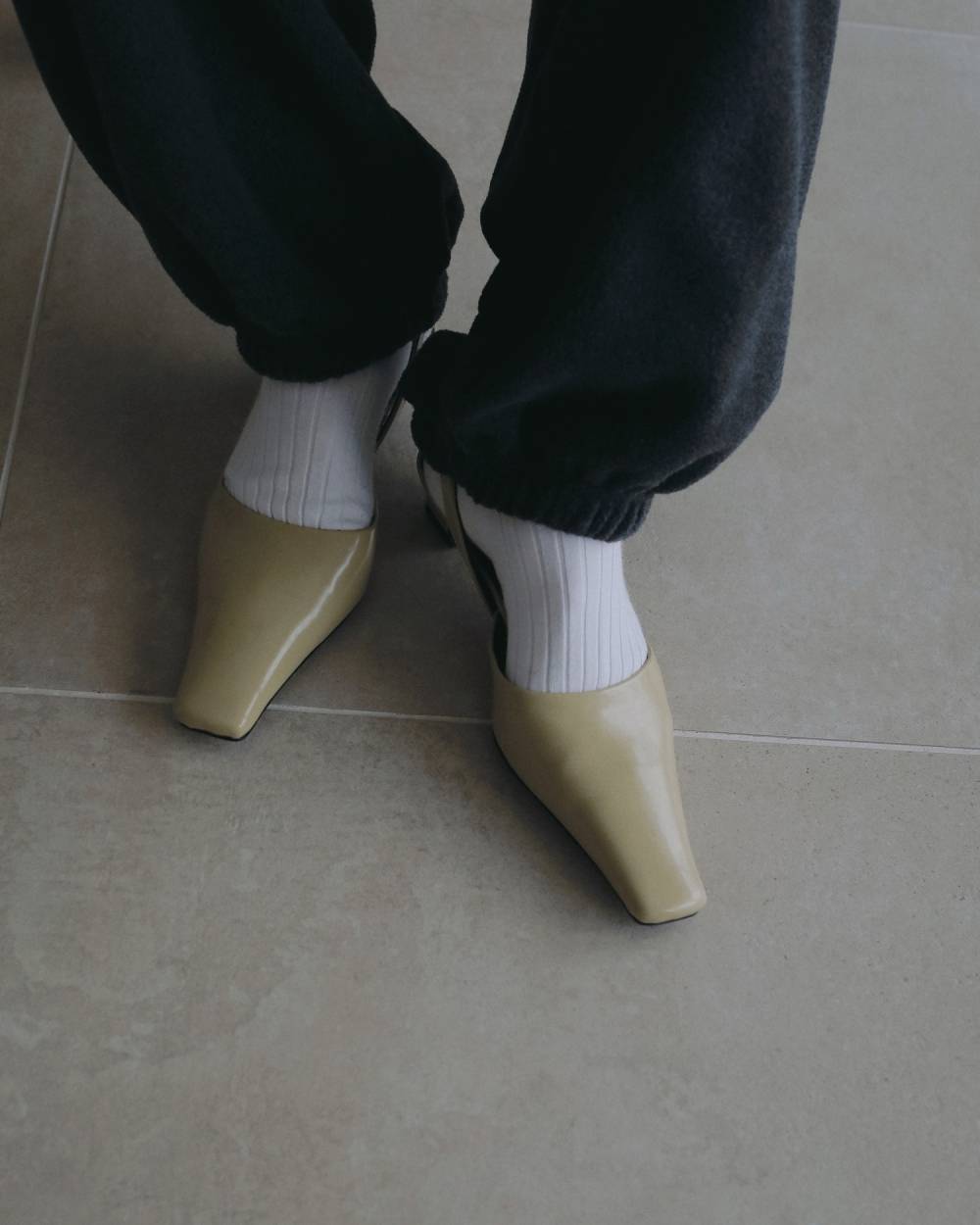 Squaretoe Enamel Pumps Squaretoe Enamel Pumps,スクエアトゥ エナメル パンプス,62621017,パンプス,シューズ,靴,ヒールパンプス,ànuke,アンヌーク,lifes,ライフズ,26ss,26fall,26aw