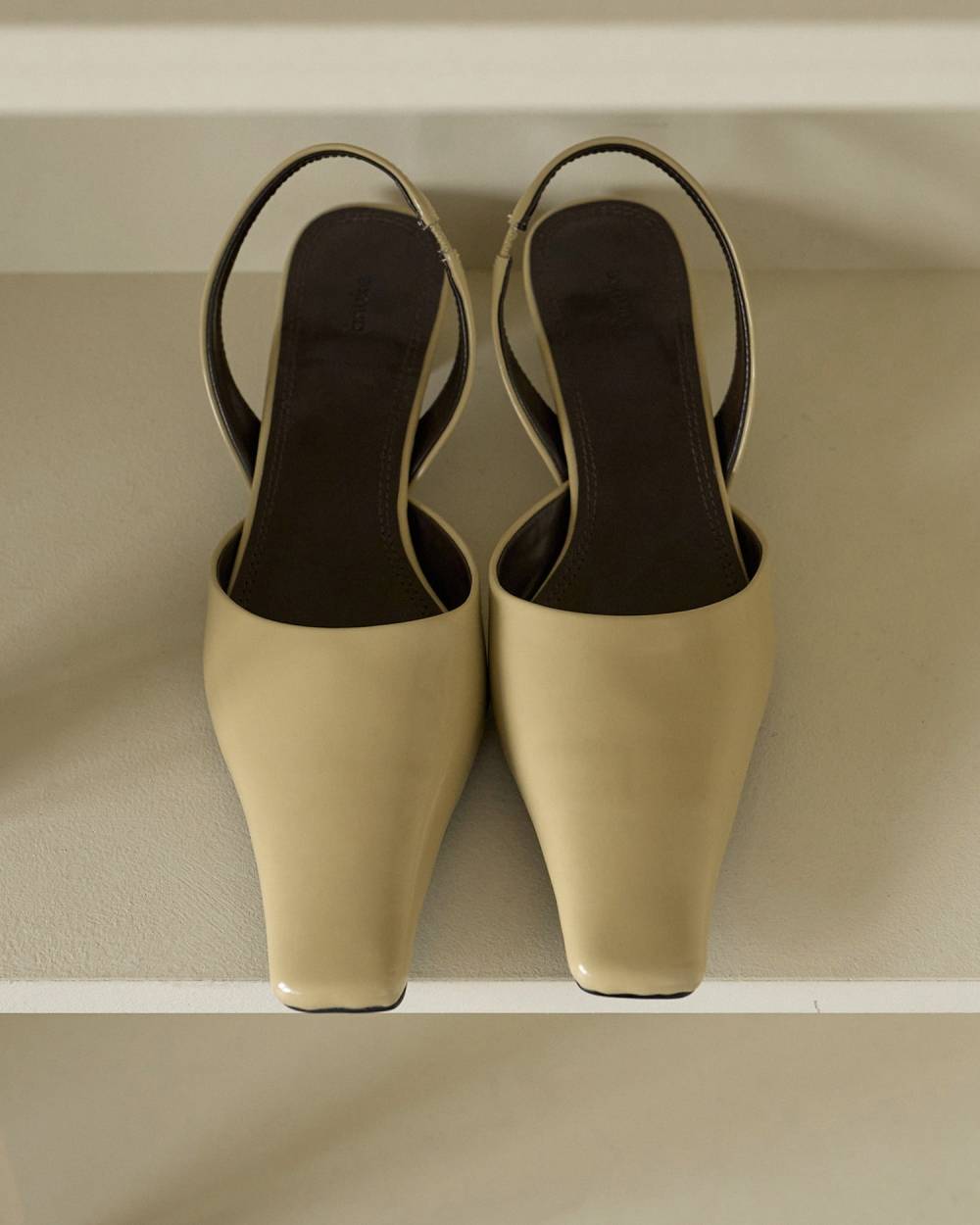 Squaretoe Enamel Pumps Squaretoe Enamel Pumps,スクエアトゥ エナメル パンプス,62621017,パンプス,シューズ,靴,ヒールパンプス,ànuke,アンヌーク,lifes,ライフズ,26ss,26fall,26aw